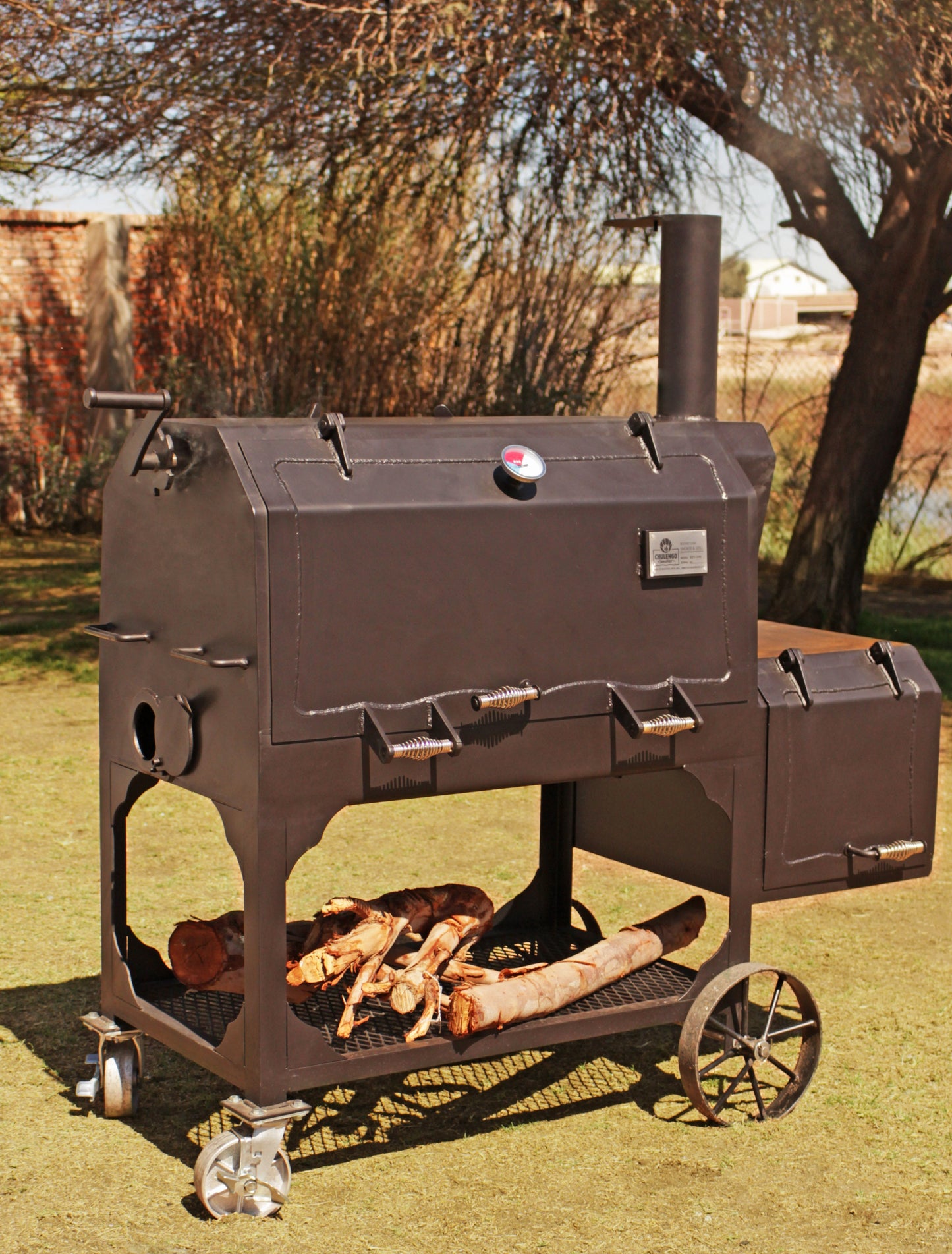 Chulengo Smoker - Reverse Flow Smoker