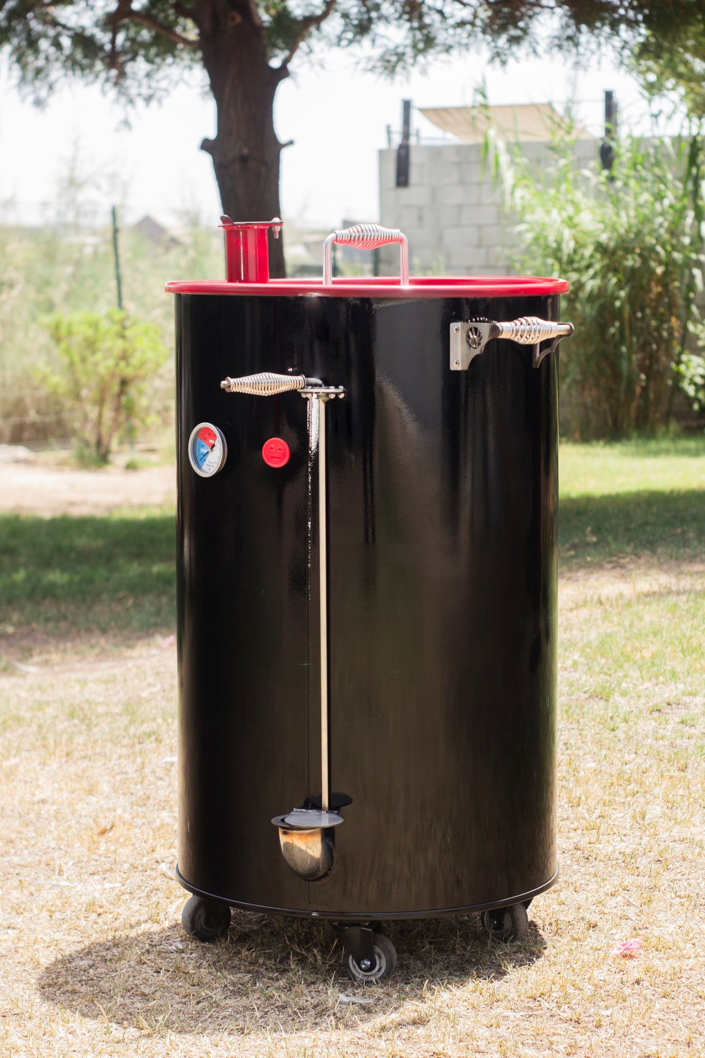 Grand Armadillo - Drum Smoker