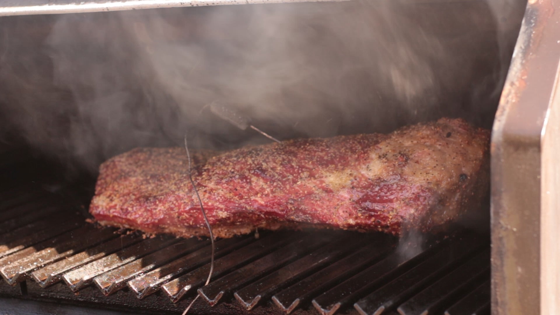 Chulengo Smoker - Reverse Flow Smoker